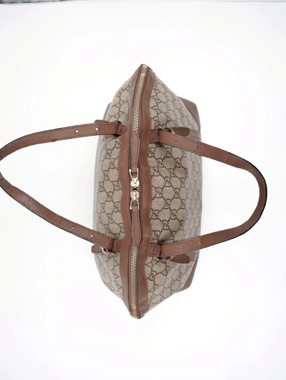 CM25 💗 Gucci GG Supreme Monogram Nice Dome Bag